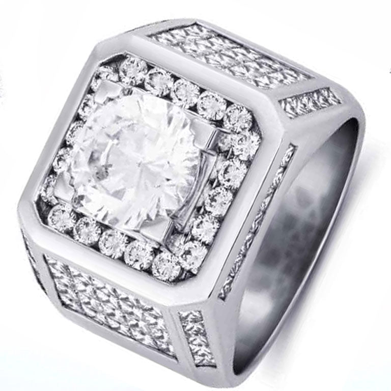 Light 4 Carat Men’s Ring In 18k Gold
