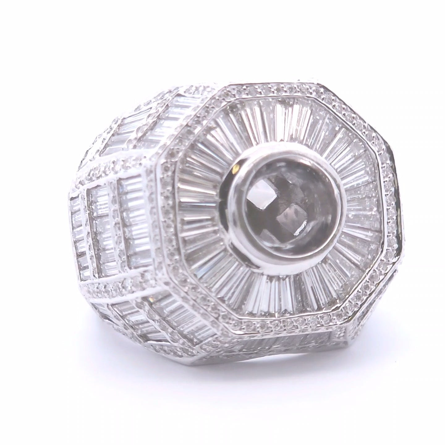 6.87ct Gents Diamond Ring in 18k White Gold