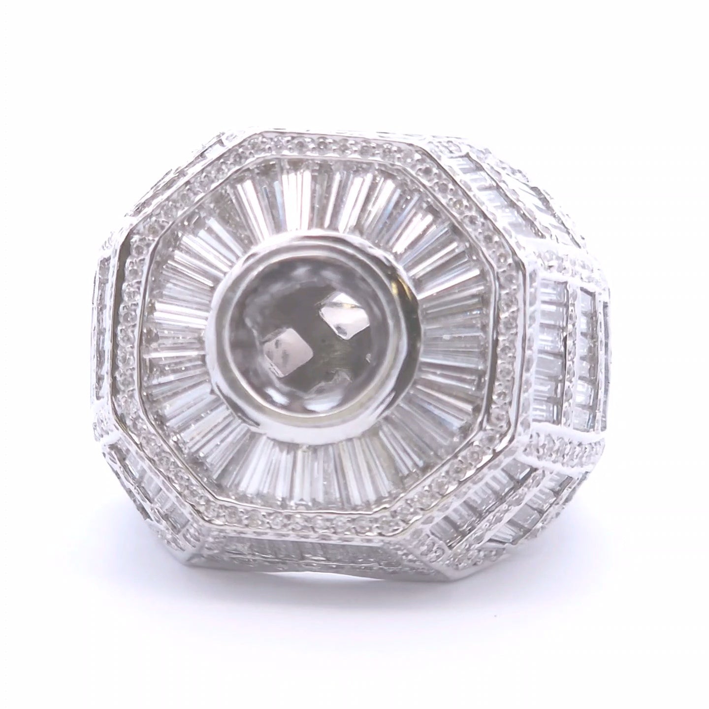 6.87ct Gents Diamond Ring in 18k White Gold