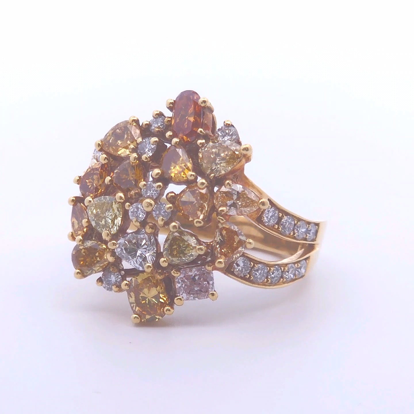 2.58ct Fancy Diamond Ring in 18k Gold