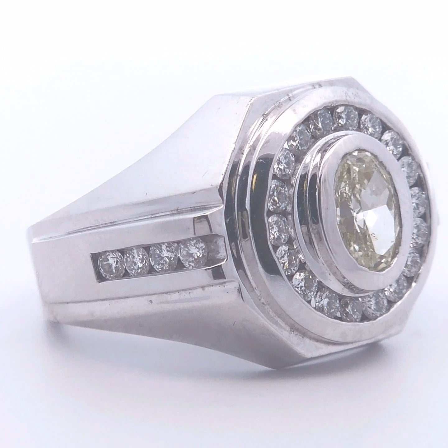 2 1/5 Carat Round and Oval Diamond Men's Ring in 14k Gold