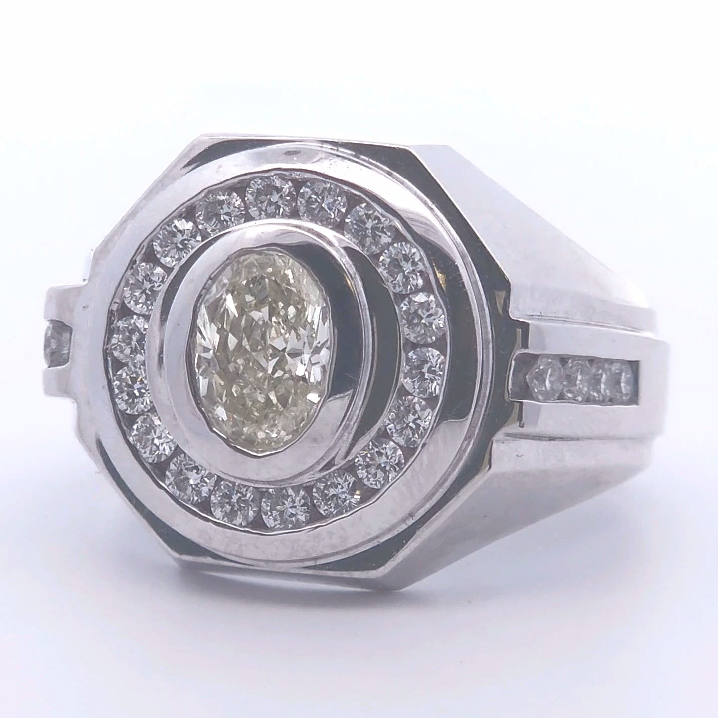 2 1/5 Carat Round and Oval Diamond Men's Ring in 14k Gold