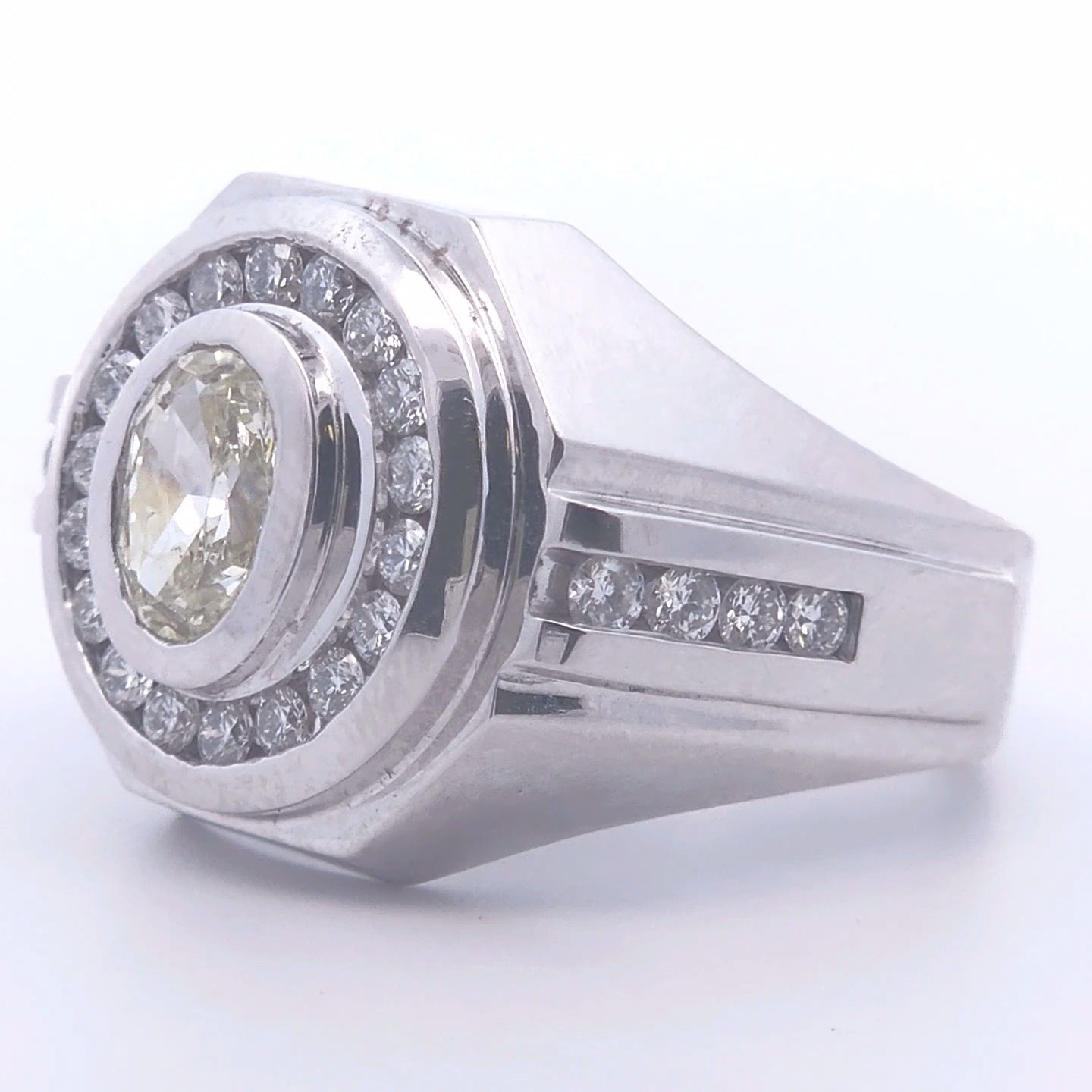 2 1/5 Carat Round and Oval Diamond Men's Ring in 14k Gold