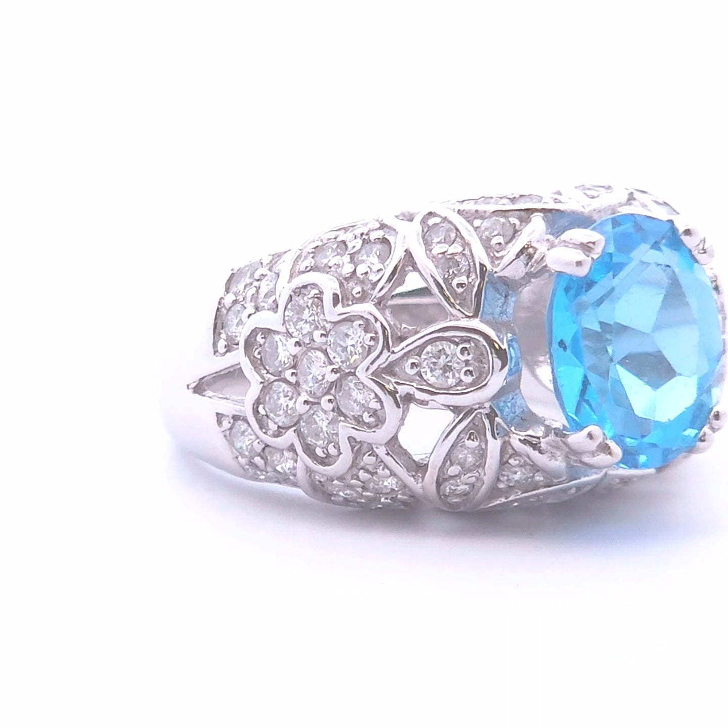 4.54ct Oval Blue Topaz Ring in 14k WG