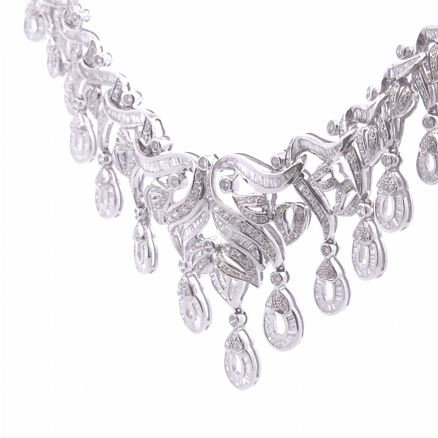 5.92ct Fancy Necklace in 18k White Gold